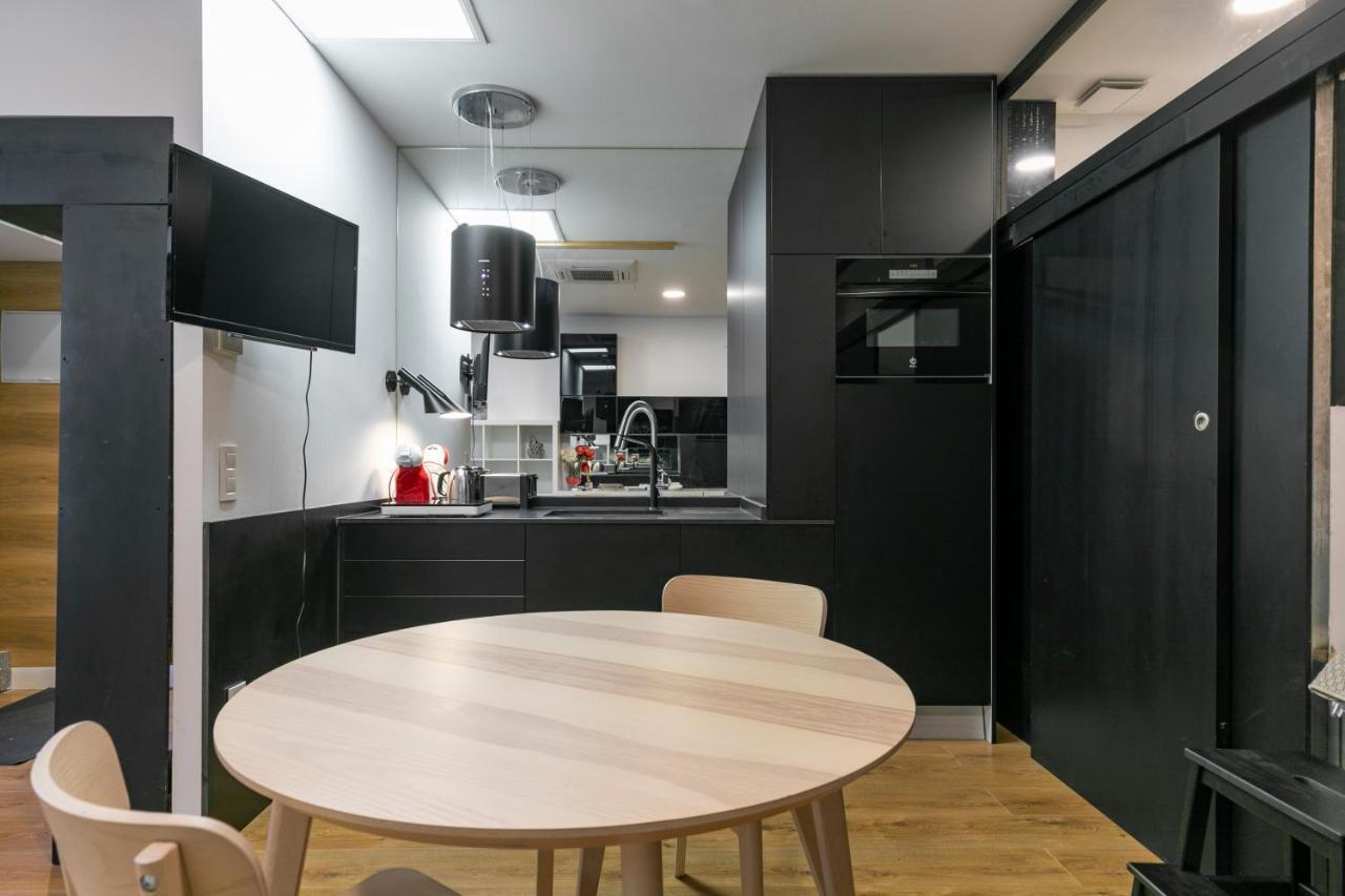 Homeabout Madrid Rio Apartment Екстериор снимка